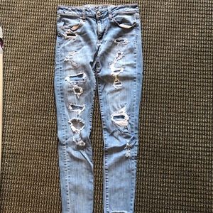 American eagle holy jeans with patched
